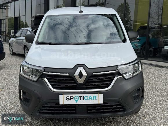 OPEL YETKİLİ BAYİİNDEN HATASIZ BOYASIZ 2024 KANGO %20 FATURALI