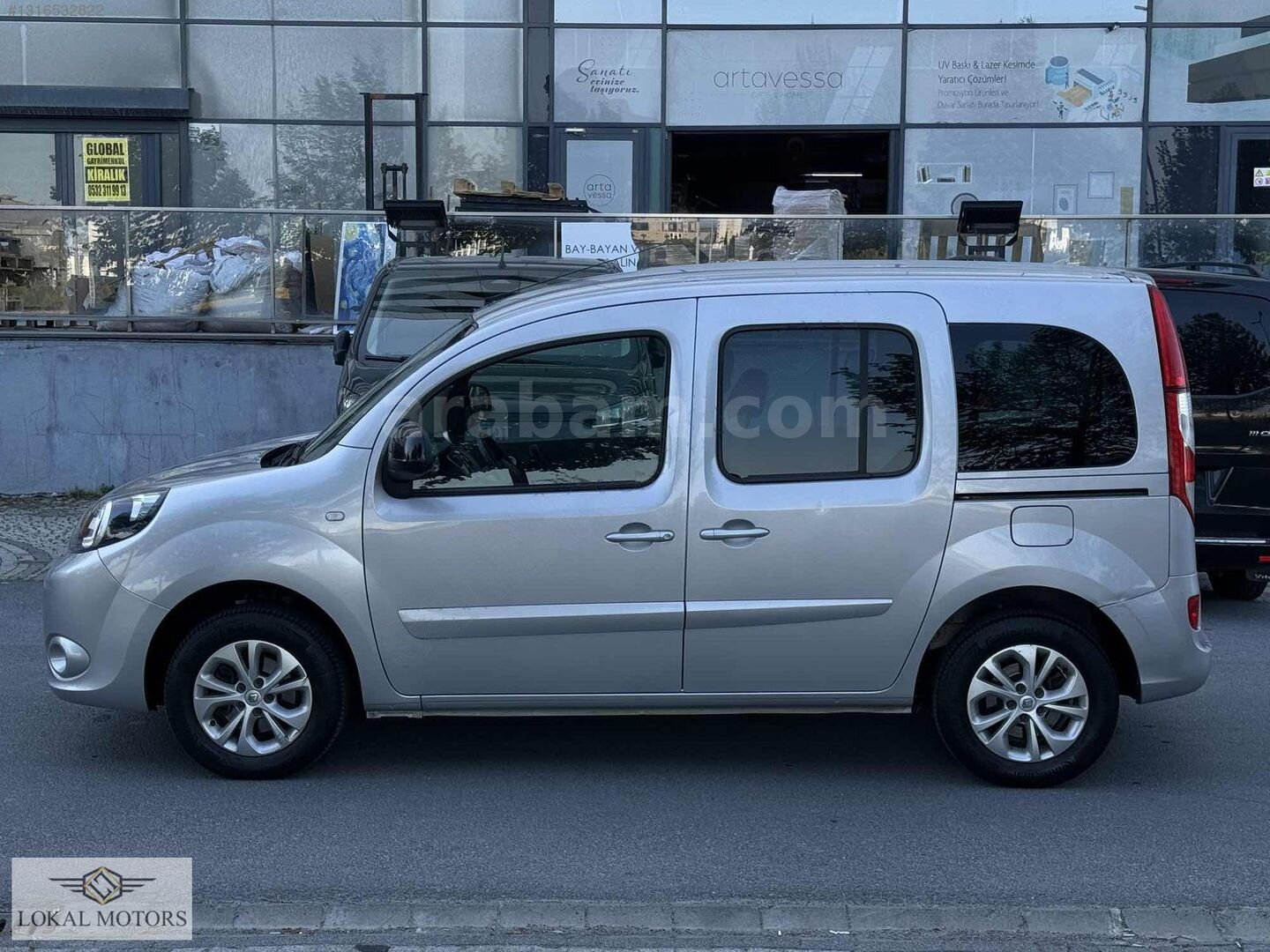 Galeriden Renault Kangoo 1.5 dCi Exclusive 2018 Model İstanbul 153.000 km Beyaz 4