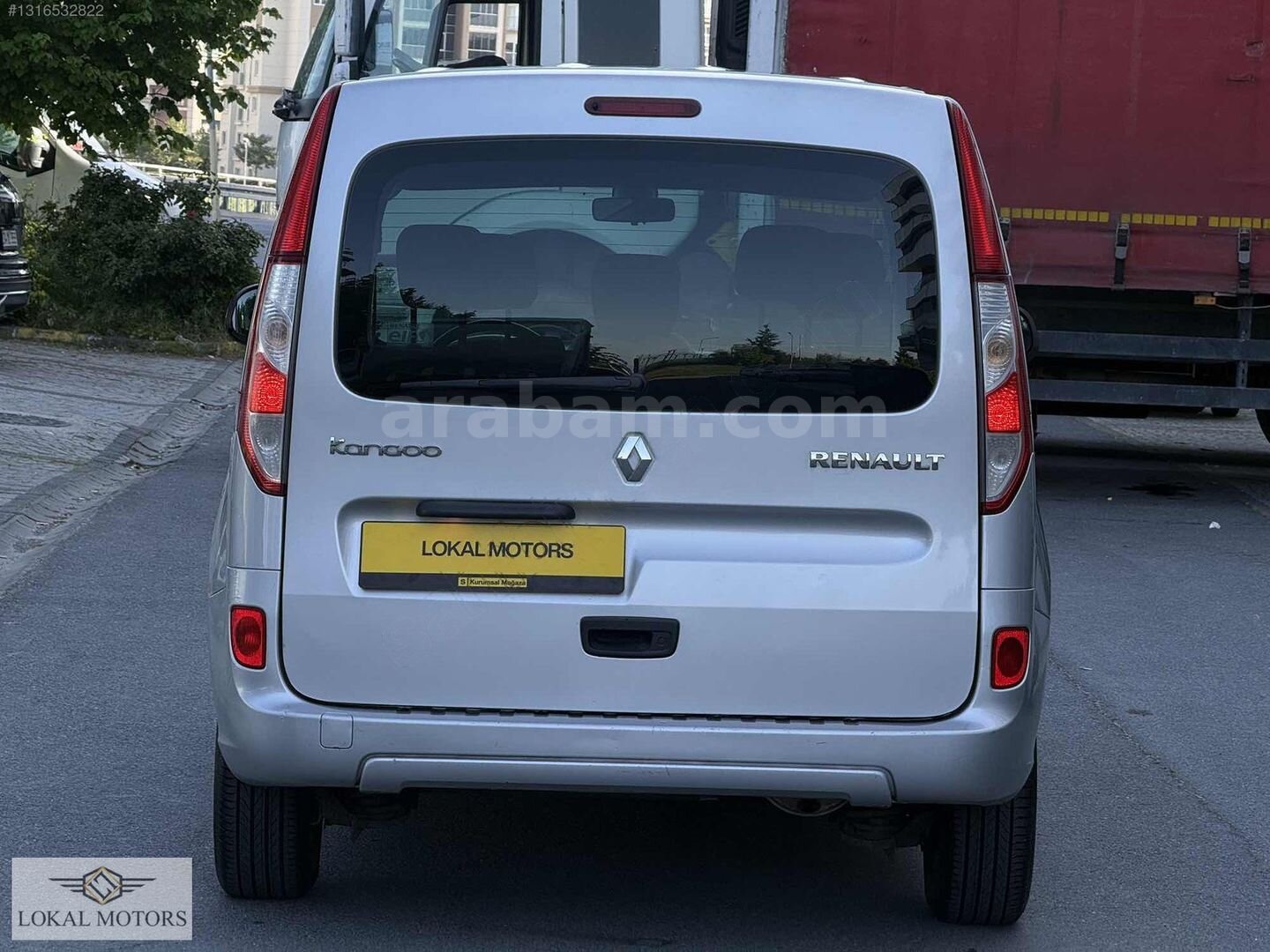 Galeriden Renault Kangoo 1.5 dCi Exclusive 2018 Model İstanbul 153.000 km Beyaz 5