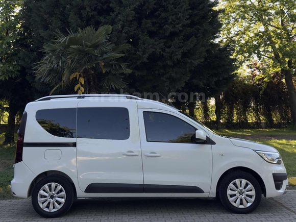 2022 RENAULT EXPRESS JOY 1.5 BLUEDCI 105.000KM BAKIMLI