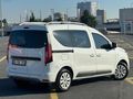 2022 RENAULT EXPRESS BOYASIZ JOY 106 BINKM-%0.79 KREDİ İMK.