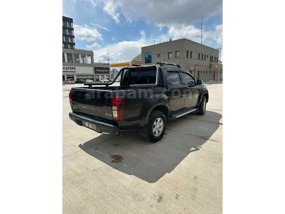 Sahibinden Isuzu D-Max 2.5 4x2 HT 2012 Model 