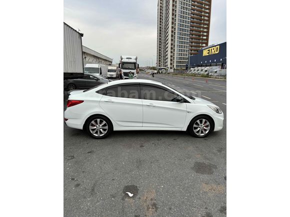 2015 Hyundai Accent Blue 1.6 CRDİ Otomatik 7 İleri DCT 