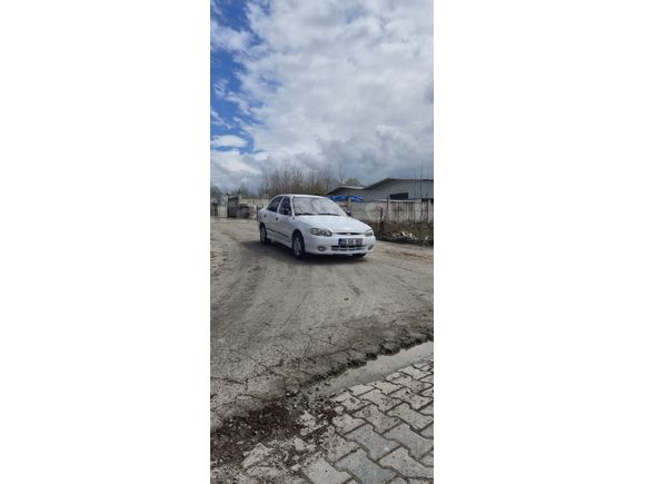 Sahibinden Hyundai Accent 1.3 LX 1999 Model