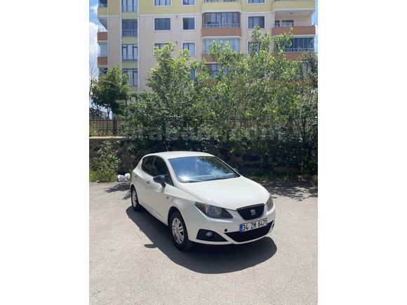 Binicisine satılık temiz masrafsız aile aracı