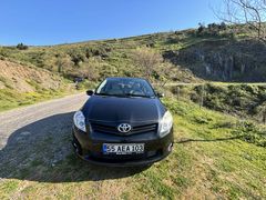 Sahibinden Toyota Auris 1.4 D-4D Comfort Extra 2011 Model 