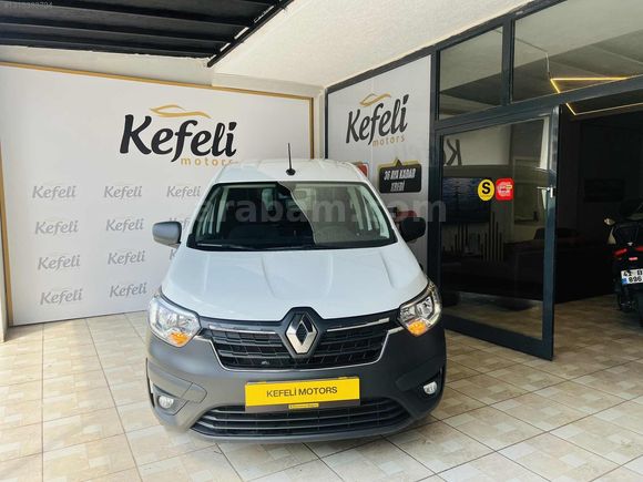 KEFELİ MOTORS'DAN RENAULT EXPRESS 2025 MODEL 15.000 KM HATASIZ
