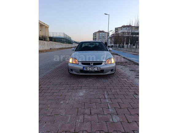 Sahibinden özel plakalı Honda Civic 1.4 İS