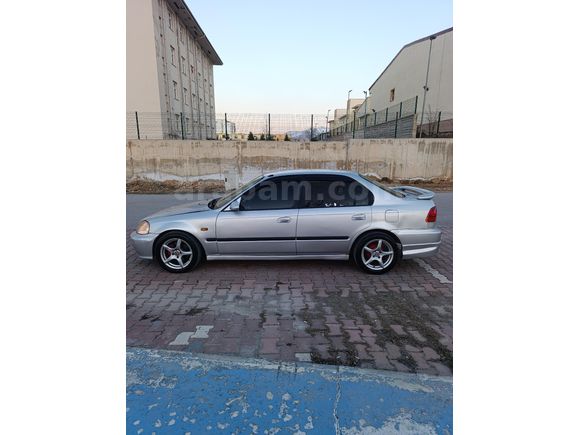 Sahibinden özel plakalı Honda Civic 1.4 İS
