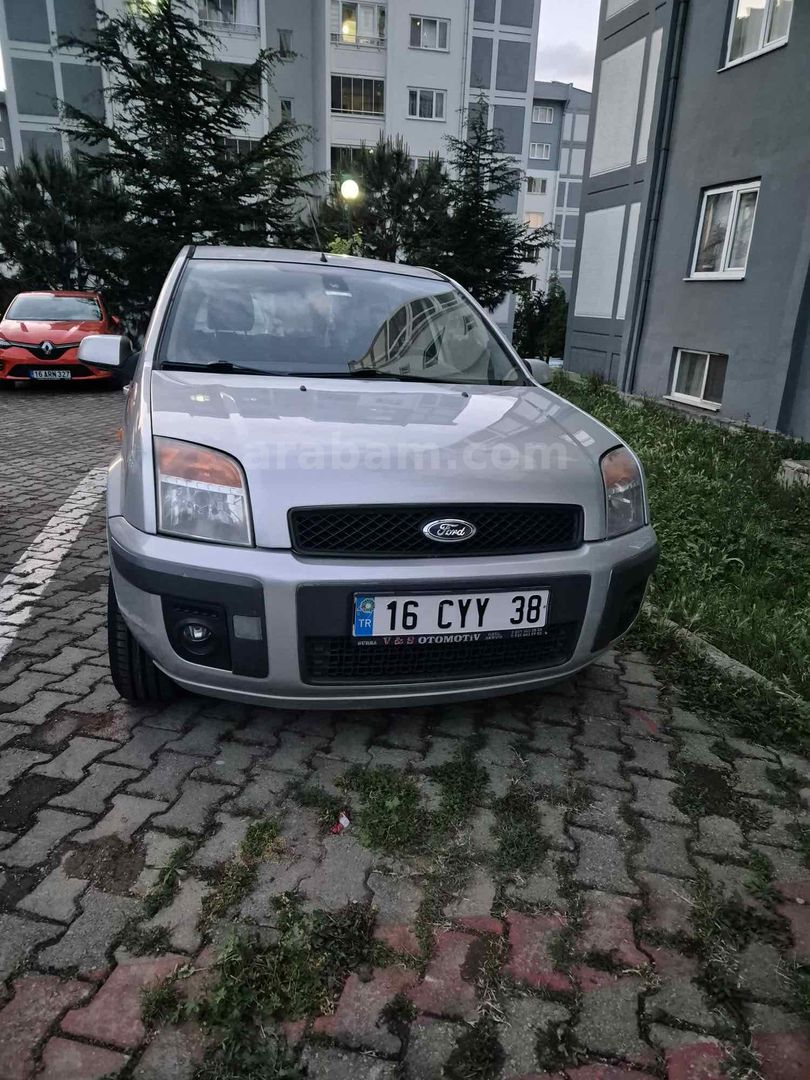 Sahibinden Ford Fusion 1.6 Lux 2006 Model Bursa 203.000 km Gri