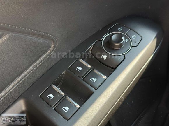 2023 FORD FOCUS TREND X 1.5ECOBLUE