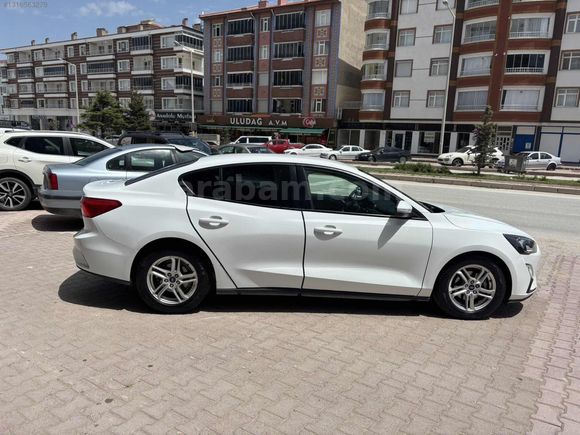 TANIK KARDEŞLERDEN DÜŞÜK KM SINIF FOCUS