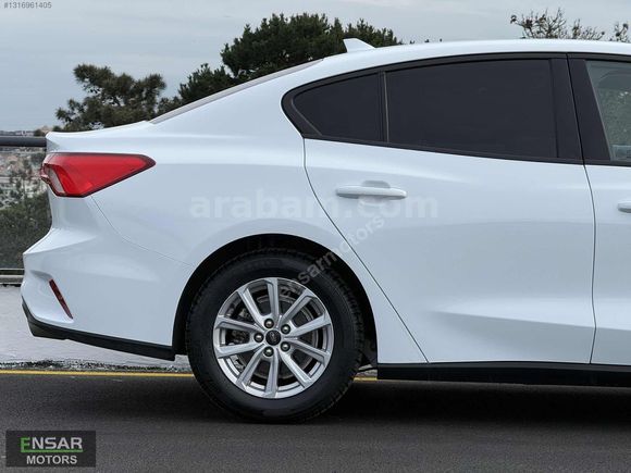 2023 MODEL FORT FOCUS TREND X 40.ooo KM %20 FATURALI İLK ELDEN.