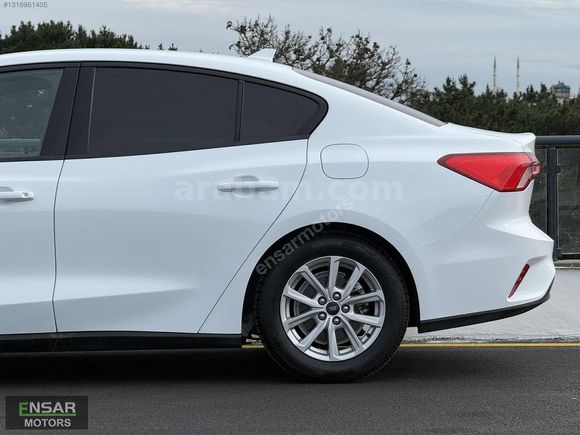 2023 MODEL FORT FOCUS TREND X 40.ooo KM %20 FATURALI İLK ELDEN.