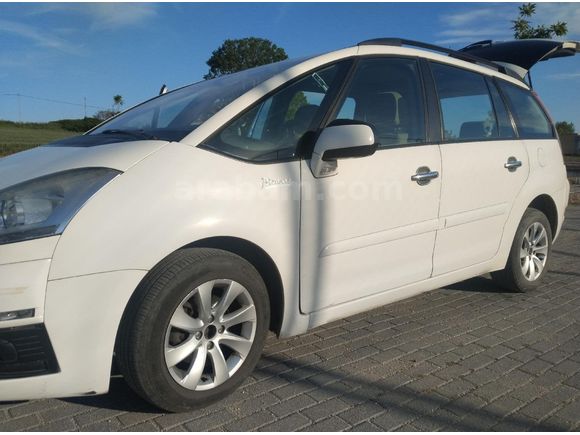 Sahibinden 7 kişilik Citroen C4 Picasso 1.6 e-HDi Dynamic 2012 Model