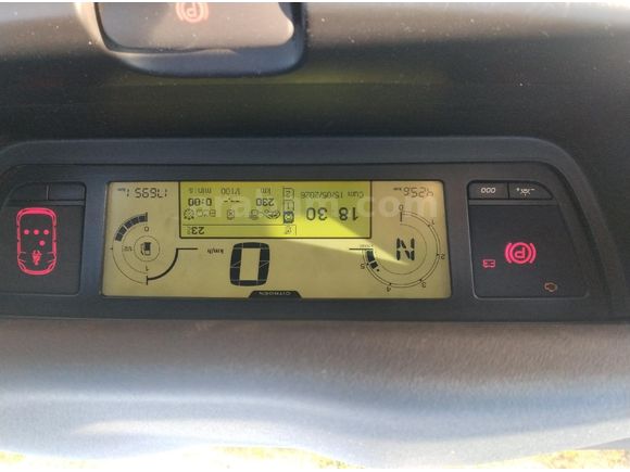 Sahibinden 7 kişilik Citroen C4 Picasso 1.6 e-HDi Dynamic 2012 Model