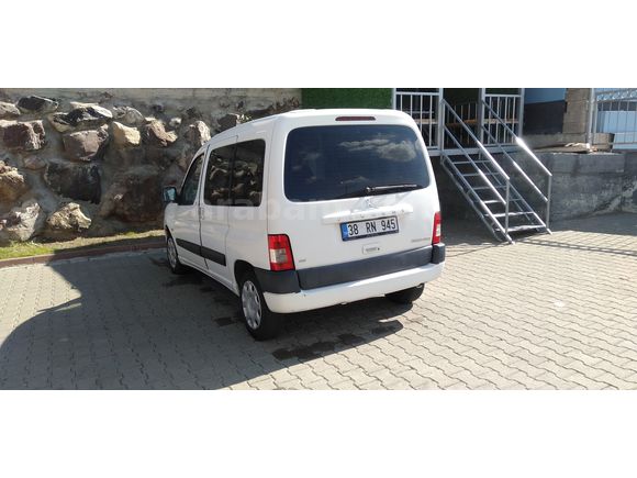 Sahibinden Peugeot Partner 2.0 HDI 2007 Model 