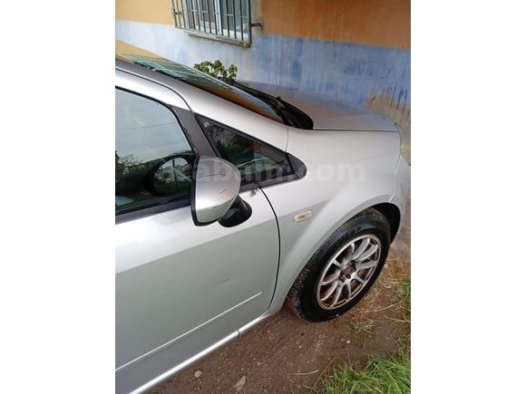 Sahibinden Fiat Linea 1.3 Multijet Active Plus 2011 Model