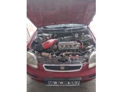 Sahibinden Honda Civic 1.6 i ES 2000 Model  217.000 km Bordo