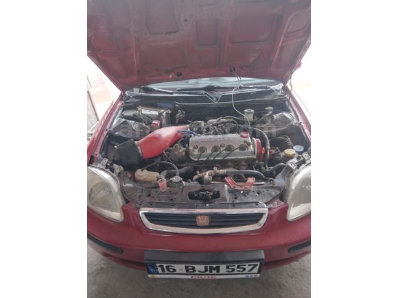 Sahibinden Honda Civic 1.6 i ES 2000 Model  217.000 km Bordo