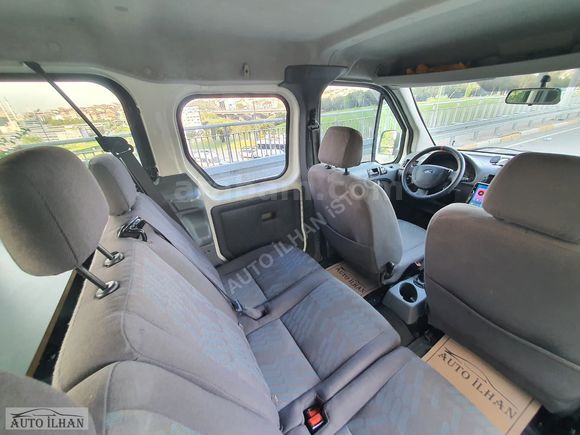 AUTO İLHAN'DAN_2OO5_MODEL_310**KM_ÇOK_TEMİZ_FORD_CONNECT