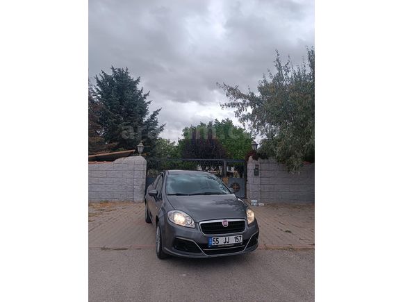 çok temiz 2017 model Fiat Linea çok az yakıyor tam bir aile aracı l