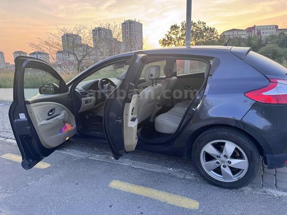 Sahibinden Renault Megane 1.6 Expression 2012 Model 