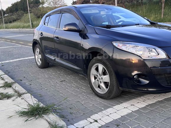 Sahibinden Renault Megane 1.6 Expression 2012 Model 