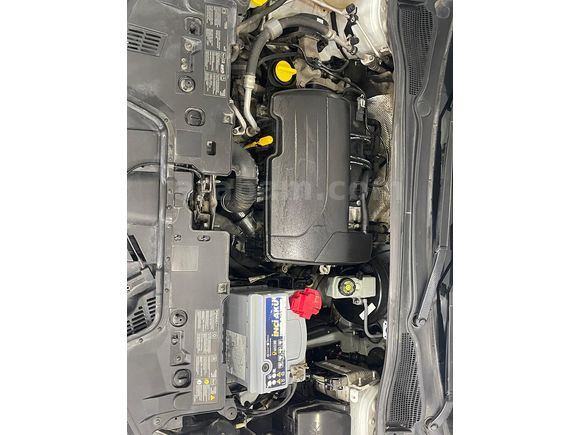 Galeriden Renault Clio 1.2 Joy 2015 Model Afyonkarahisar