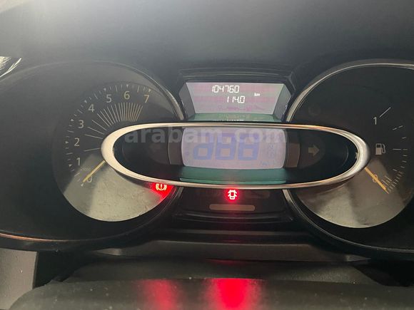 Galeriden Renault Clio 1.2 Joy 2015 Model Afyonkarahisar