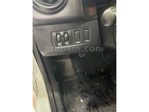 Galeriden Renault Clio 1.2 Joy 2015 Model Afyonkarahisar