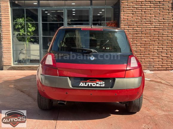 AUTO 25'DEN KAPUT-TAVAN-BAGAJ ORJ TEMİZ BAKIMLI MEGANE