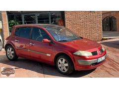 AUTO 25'DEN KAPUT-TAVAN-BAGAJ ORJ TEMİZ BAKIMLI MEGANE