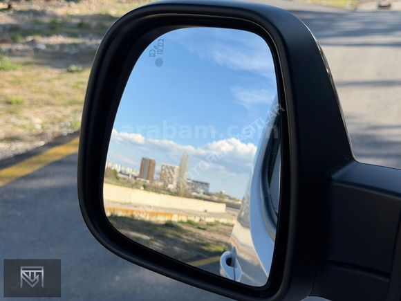 2023 COMBO ULTİMATE-36.000KM-CAMTVN-GÜVENLİKPAK-ORTAKONSOL-OTMTK