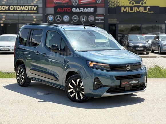 2024 / OPEL COMBO / ULTİMATE / HATASIZ / BOYASIZ / TRAMERSİZ