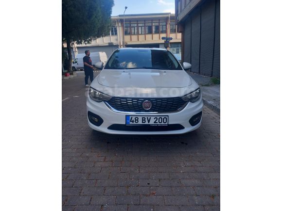 BEYAZ MELEK Fiat Egea 1.6 E-Torq Urban 2017 Model