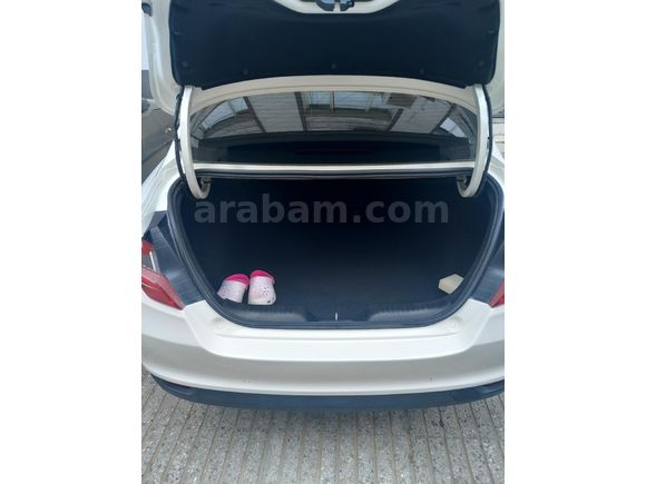 BEYAZ MELEK Fiat Egea 1.6 E-Torq Urban 2017 Model