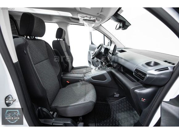2026 SIFIR Opel Combo 1.5D Ultimate %20 Faturalı K.K Taksit