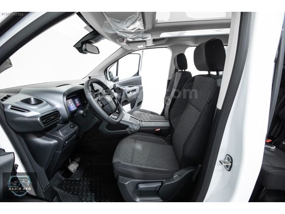 2026 SIFIR Opel Combo 1.5D Ultimate %20 Faturalı K.K Taksit