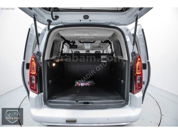 2026 SIFIR Opel Combo 1.5D Ultimate %20 Faturalı K.K Taksit