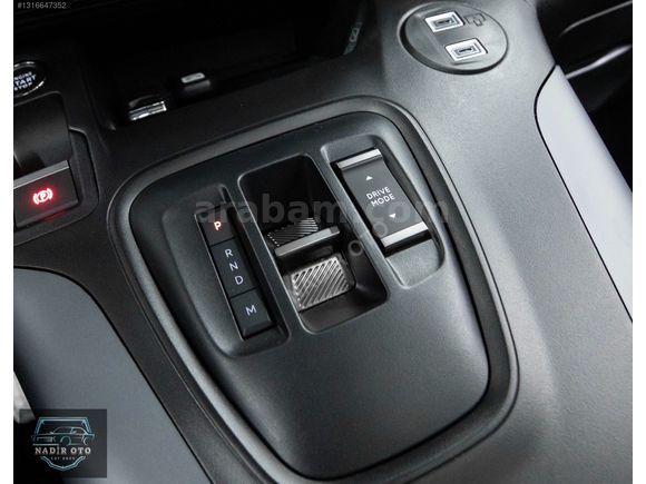 2026 SIFIR Opel Combo 1.5D Ultimate %20 Faturalı K.K Taksit