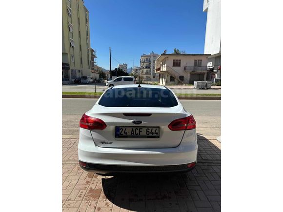 ÖZBAYRAKCI'DAN 2017 OTOMATİK VİTES FOCUS