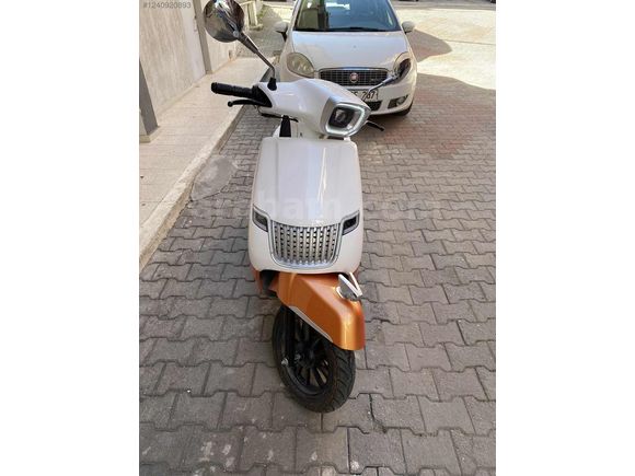 ÖZBAYRAKCI'DAN MONDAİL ROADBOY 125CC 2023 MODEL