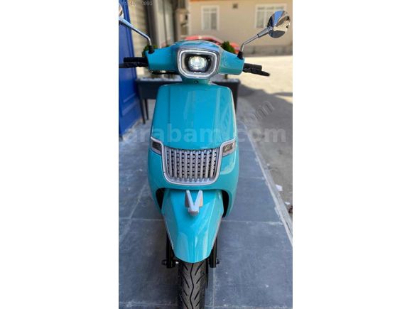 ÖZBAYRAKCI'DAN MONDAİL ROADBOY 125CC 2023 MODEL
