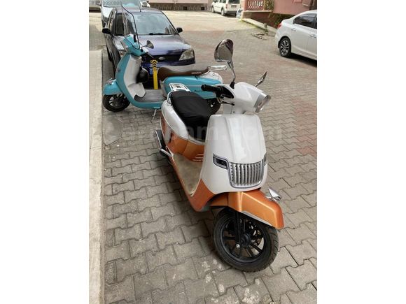 ÖZBAYRAKCI'DAN MONDAİL ROADBOY 125CC 2023 MODEL