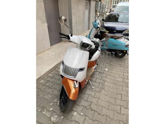 ÖZBAYRAKCI'DAN MONDAİL ROADBOY 125CC 2023 MODEL