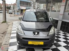 SAVRAN GRUPTAN ÇİFT SÜRGÜ ARKA TEK ACILIR PARTNER TEPEE
