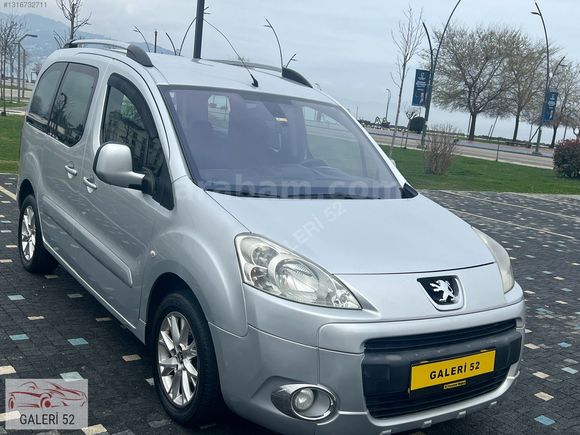 GALERİ 52 DEN 2011 MODEL 220 BİNDE PEJO PATNER 1.6 HDİ Premium