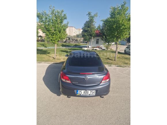 Sahibinden Opel Insignia 1.6 T Edition Elegance 2010 Model Erzurum 183.500 km Mavi (metalik)