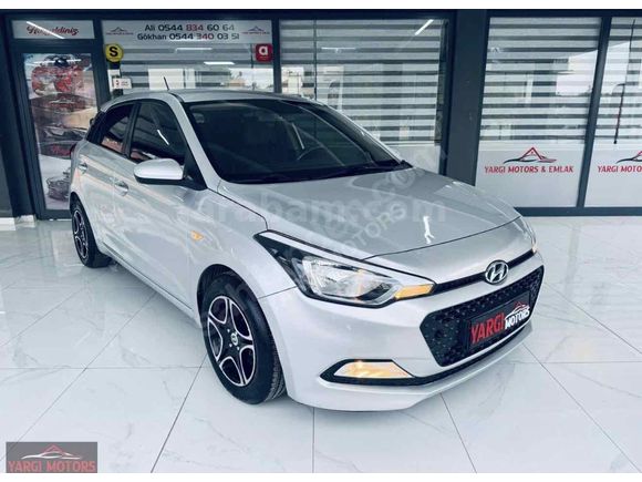2015 ÇIKIŞLI YENİ KASA HYUNDAİ  İ20 1.4 CRDİ DİZEL KM228 KREDİ KARTI GEÇERLİ 